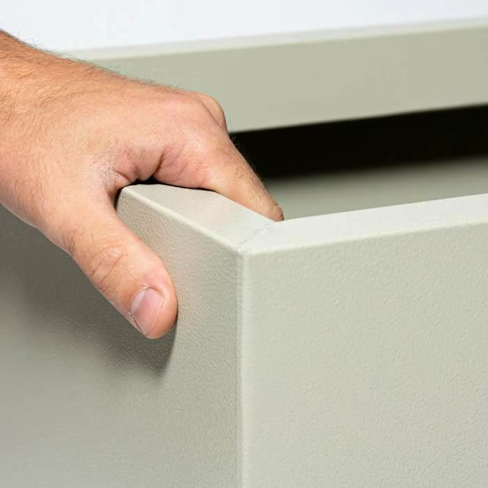 75cm Trough Zinc Ivory Textured Dipped Galvanised Planter 4 75cm Trough Zinc Ivory Textured Dipped Galvanised Planter - Image 2